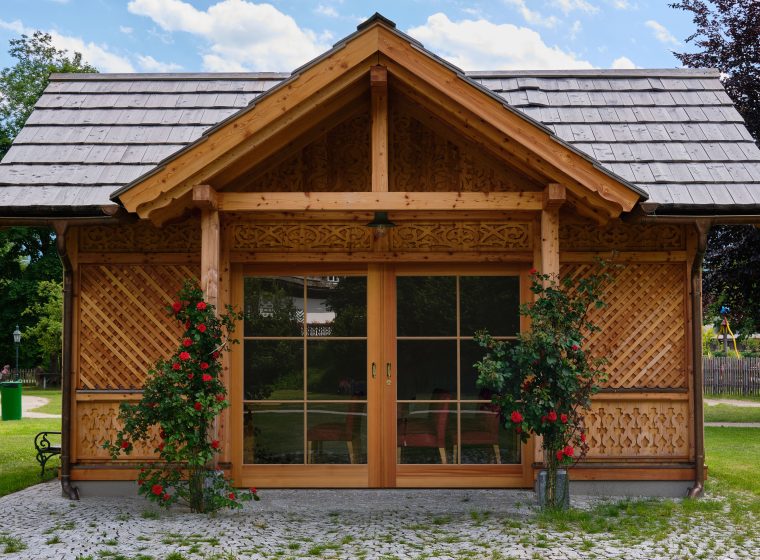 Comment choisir son bureau de jardin à Troyes ?