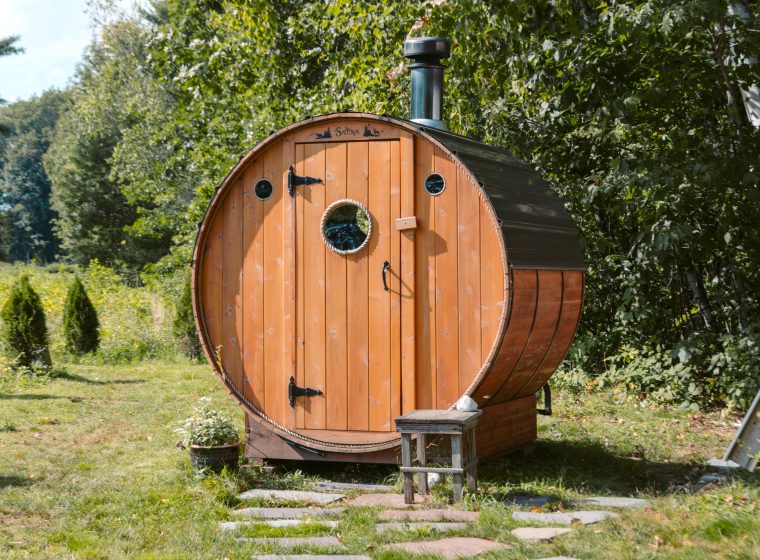 Combien coûte vraiment un sauna extérieur pour votre jardin ?